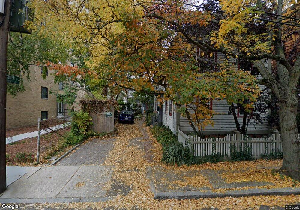 14R Soden St unit 14R, Cambridge, MA 02139 - photo 1