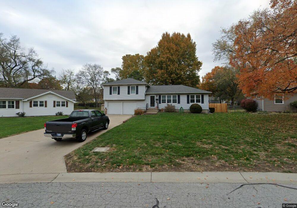 10900 W 56th Terrace, Shawnee, KS 66203 - photo 1