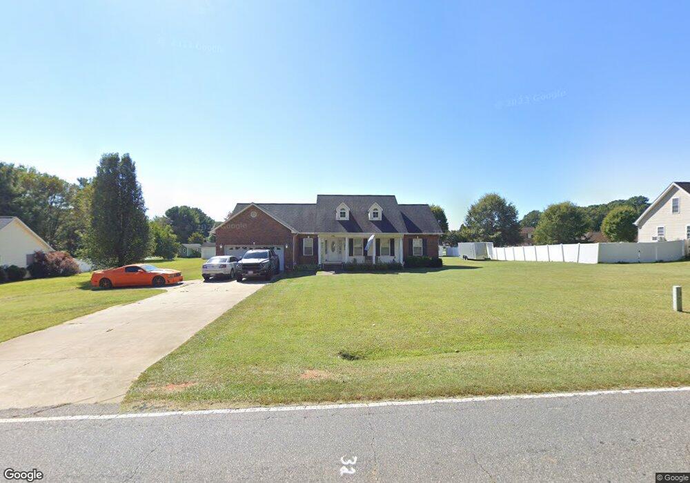 206 Jane Sowers Rd, Statesville, NC 28625 - photo 1