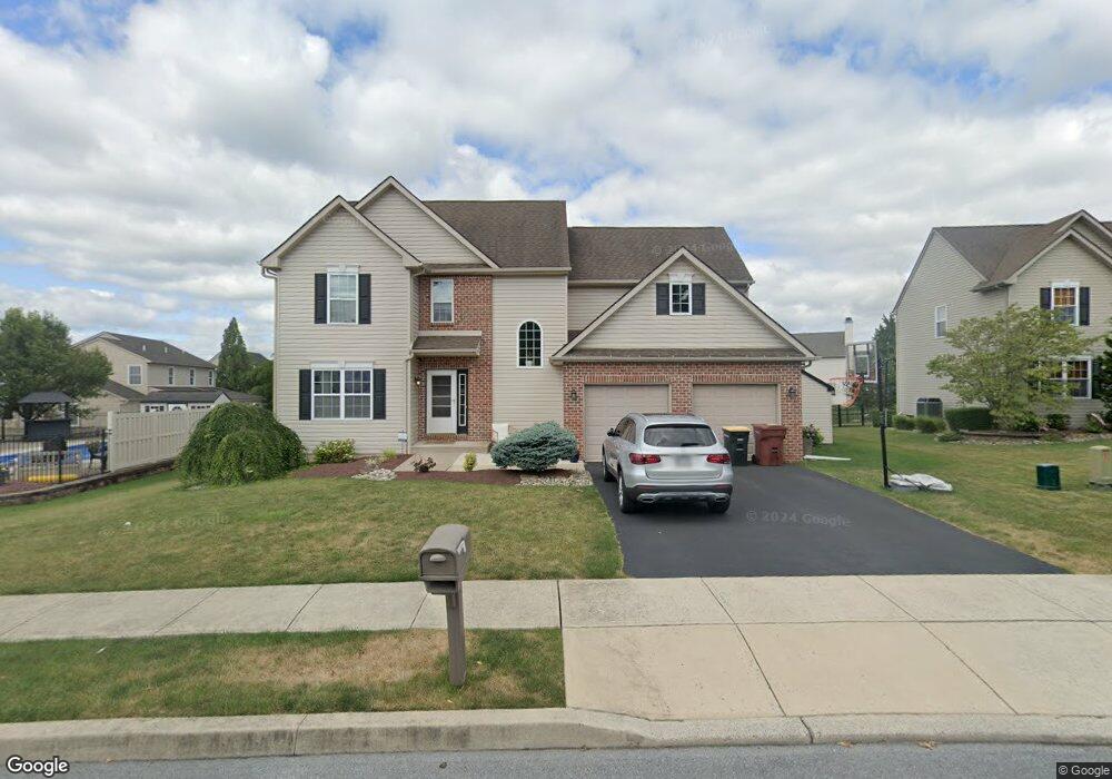 4565 Bank Cir, Whitehall, PA 18052 - photo 1