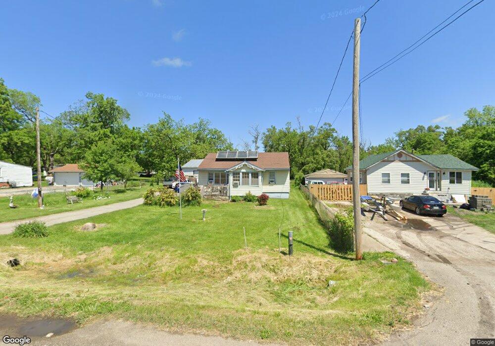 2706 NE 46th Ave, Des Moines, IA 50317 - photo 1