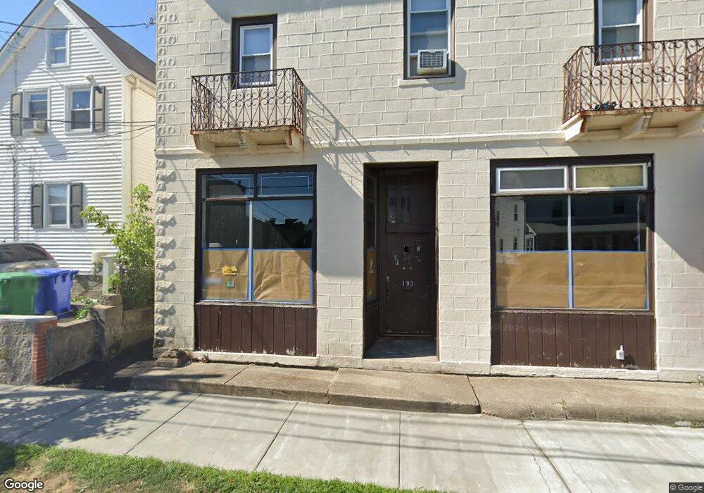 193 Adams St unit 2, Newton, MA 02458 - photo 1