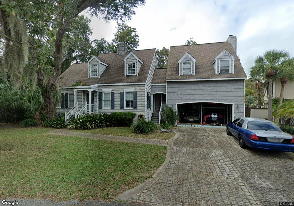 112 Mews Cir, Saint Simons Island, GA 31522 - photo 1