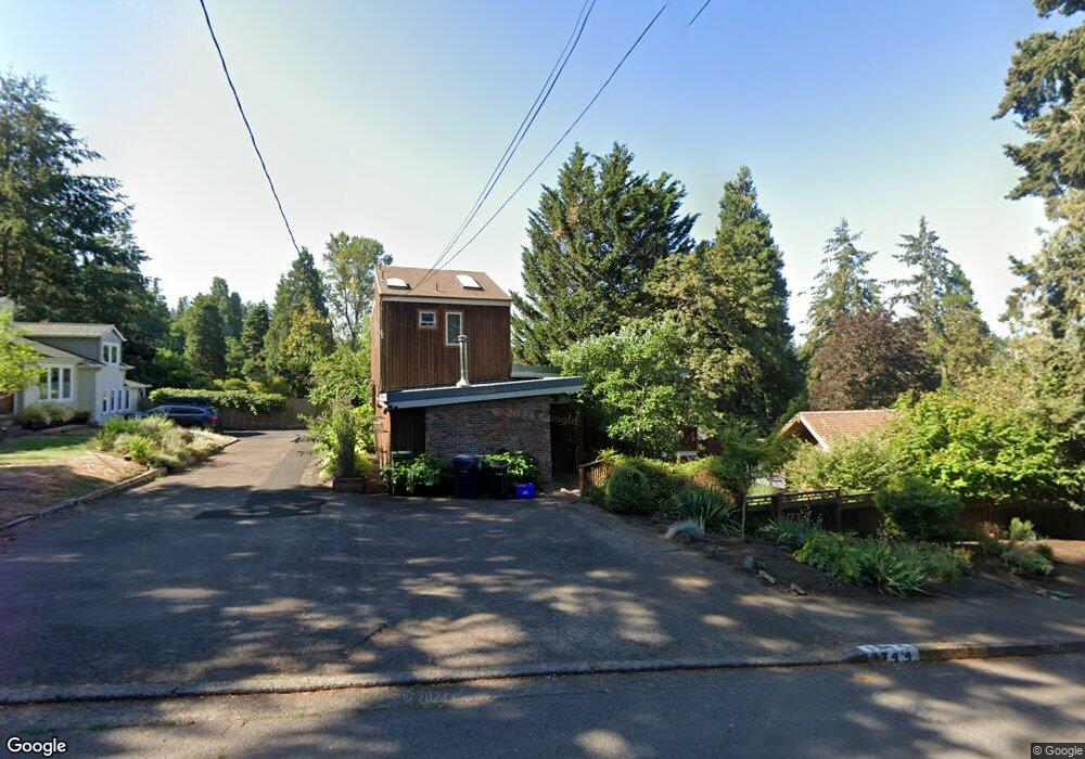 1744 E 23rd Ave, Eugene, OR 97403 - photo 1