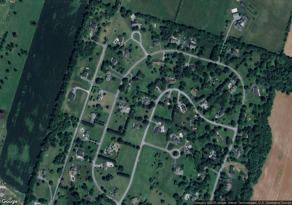 325 Deer Ridge Dr, Harpers Ferry, WV 25425 - photo 1