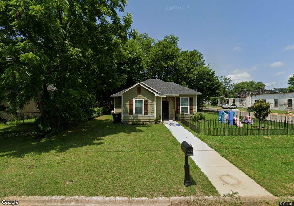 401 S Chandler Ave, Denison, TX 75020 - photo 1