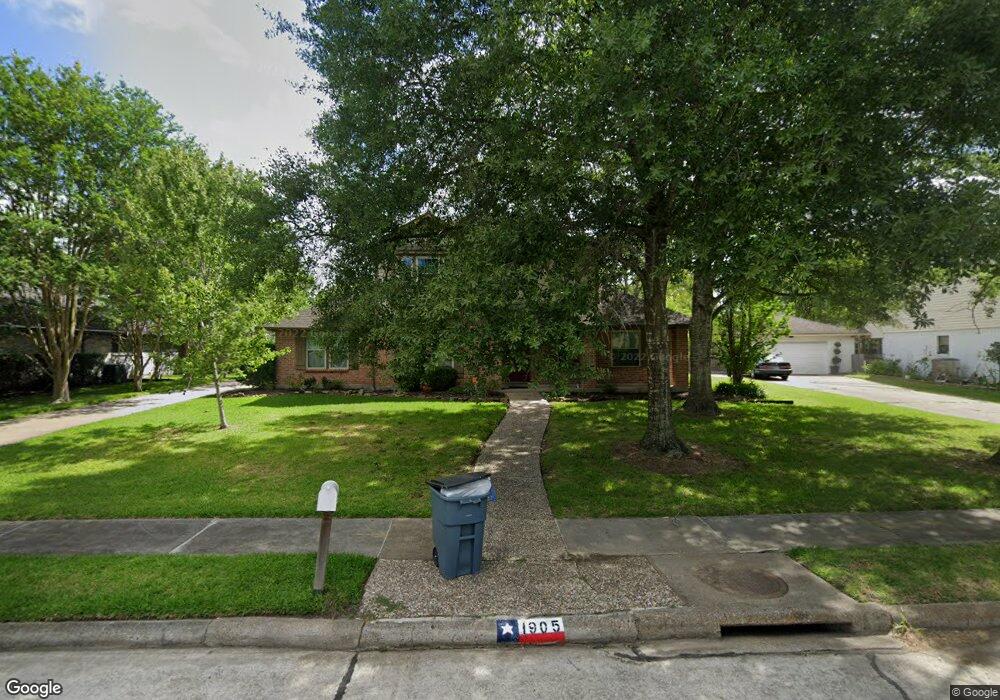 1905 Hunt Dr, Friendswood, TX 77546 - photo 1