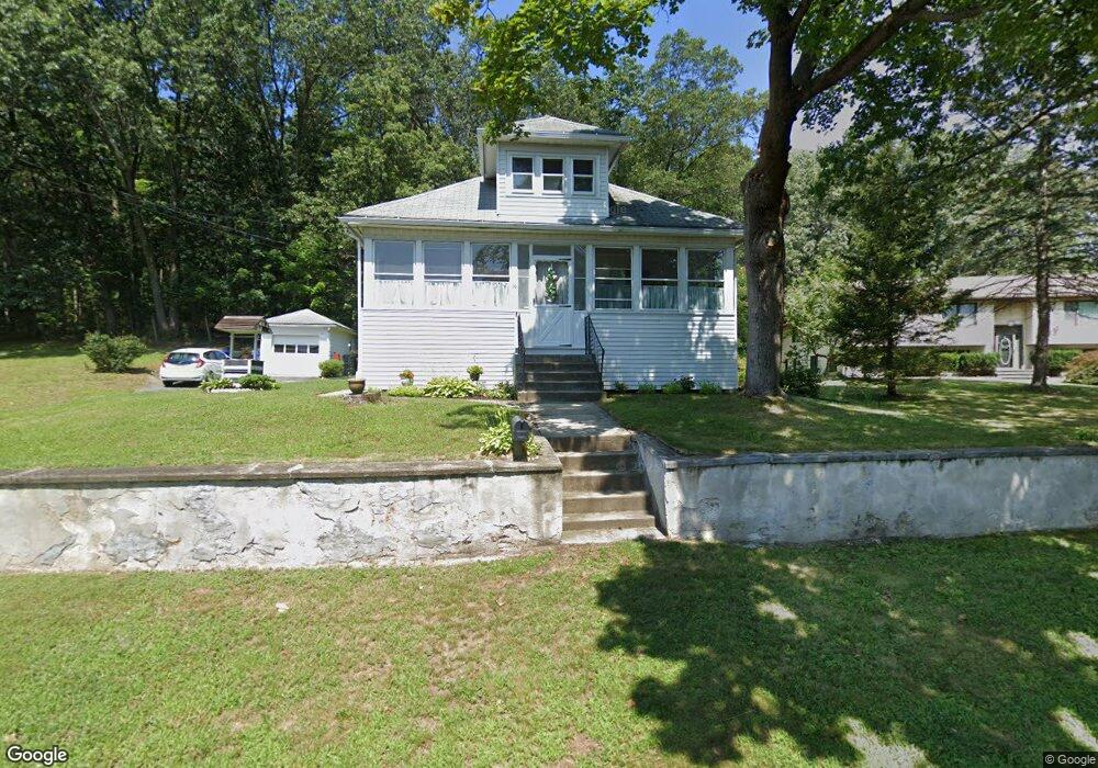 10 Ashwood St, Indian Orchard, MA 01151 - photo 1