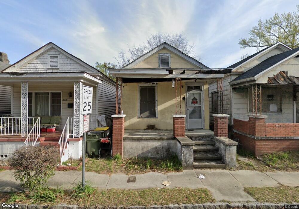 608 W 42nd St, Savannah, GA 31415 - photo 1