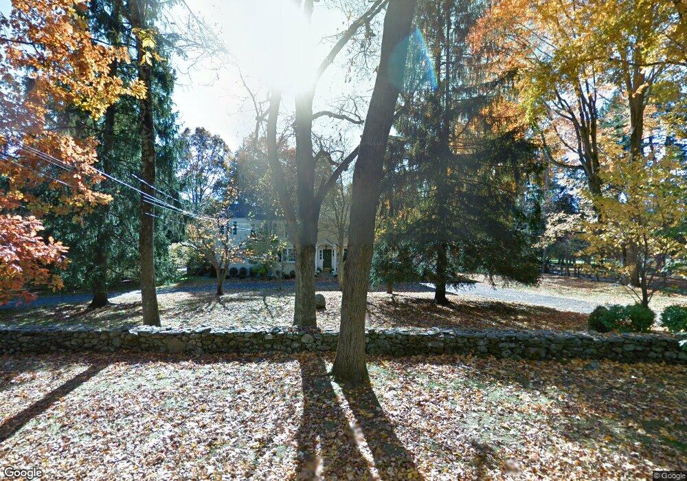 25 Brett Rd, Fairfield, CT 06824 - photo 1