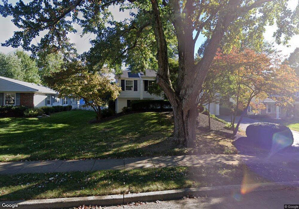 12909 Mount Royal Ln, Fairfax, VA 22033 - photo 1