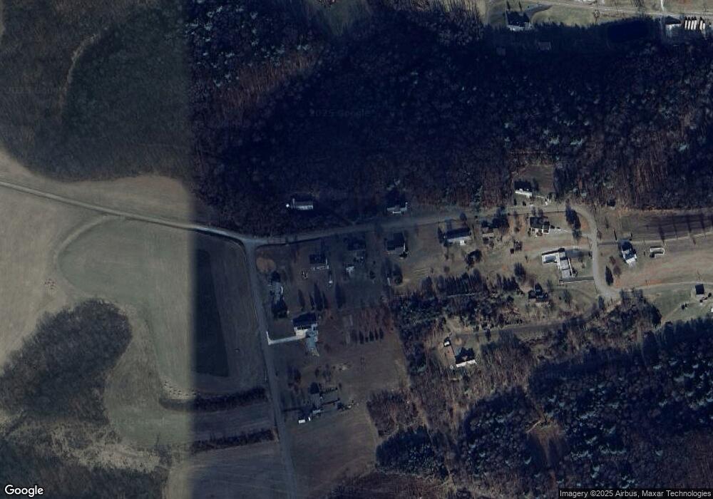 142 Orchard Dr, Bloomsburg, PA 17815 - photo 1