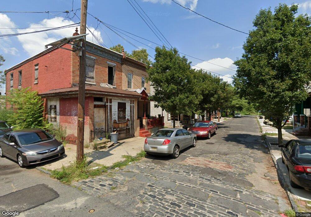 817 Princeton Ave, Camden, NJ 08103 - photo 1