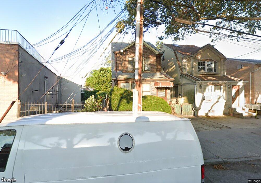 8009 161st St, Jamaica, NY 11432 - photo 1