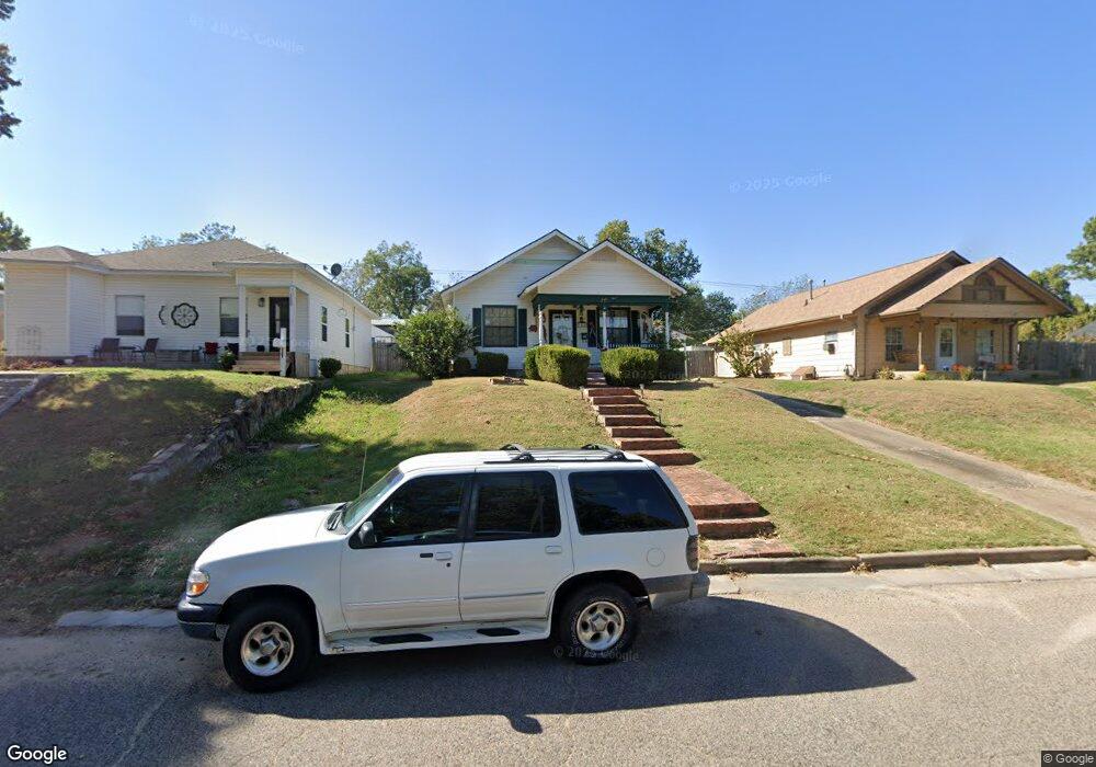 1014 N Park Ave, Shawnee, OK 74801 - photo 1