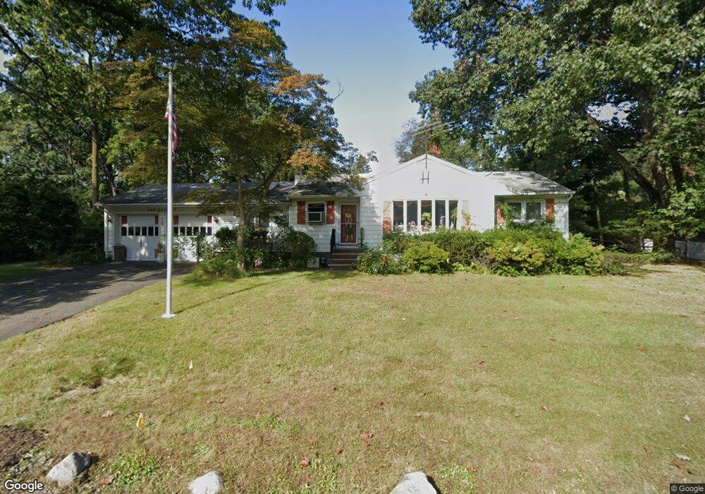 296 Lakeview Dr, Ridgewood, NJ 07450 - photo 1