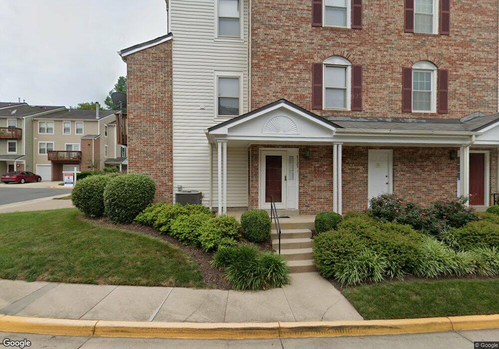 4129 Churchman Way unit 4-39, Woodbridge, VA 22192 - photo 1