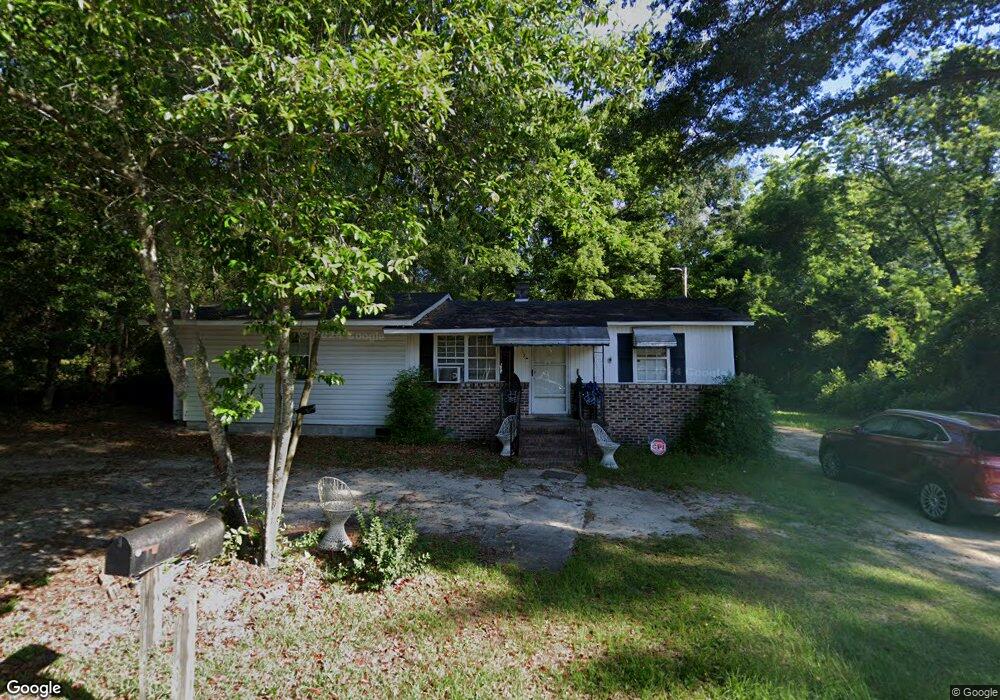 112 Tillman St, Camden, SC 29020 - photo 1