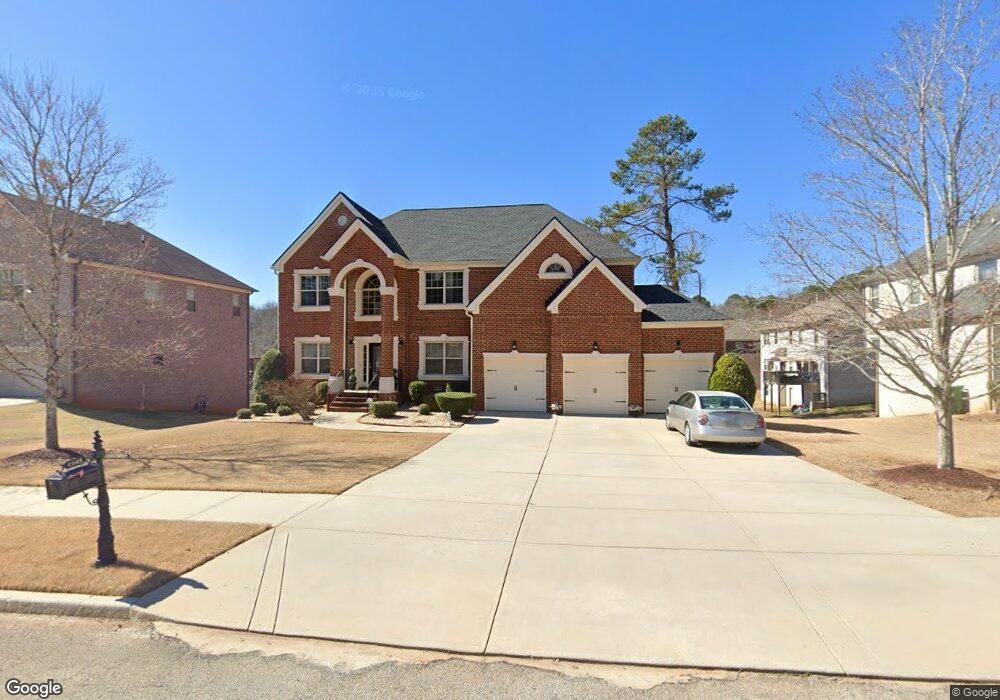 4993 Lynnonhall Ct unit 17, Lithonia, GA 30038 - photo 1