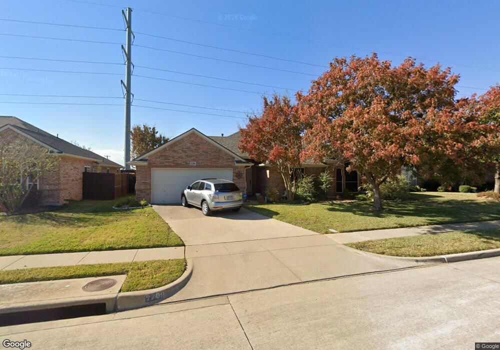 2709 Crystal Glenn Cir, Hurst, TX 76054 - photo 1