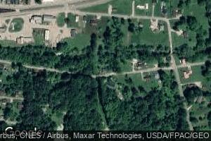 75 Front St, Glouster, OH 45732