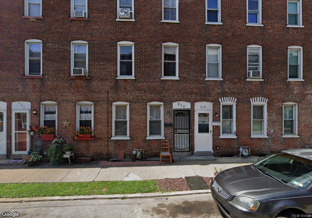 208 Concord St, Crum Lynne, PA 19022 - photo 1