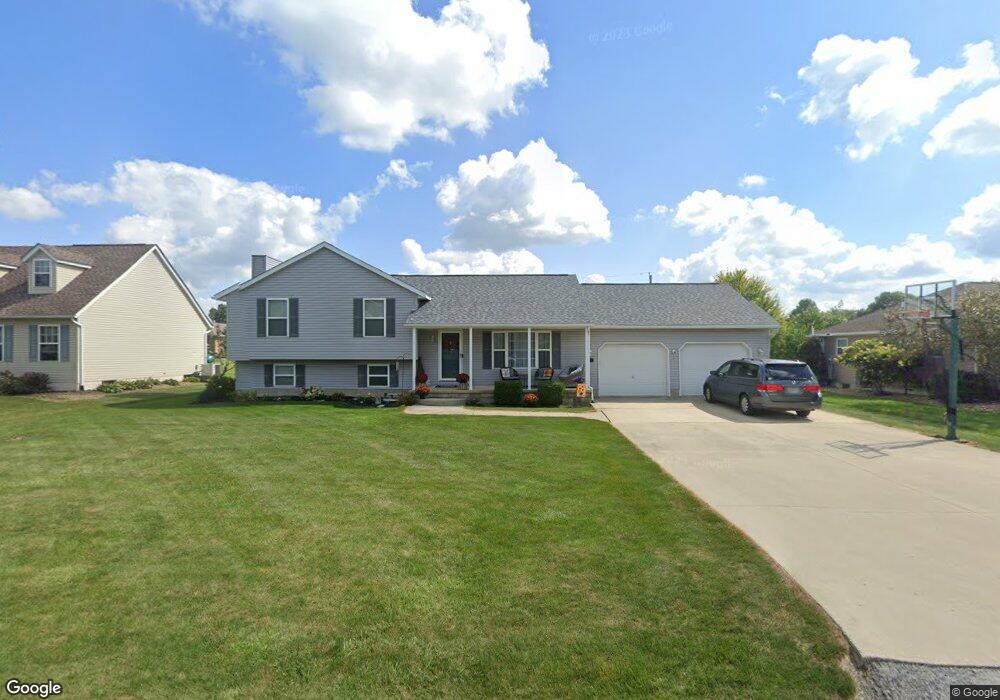 607 Polaris Dr, Upper Sandusky, OH 43351 - photo 1