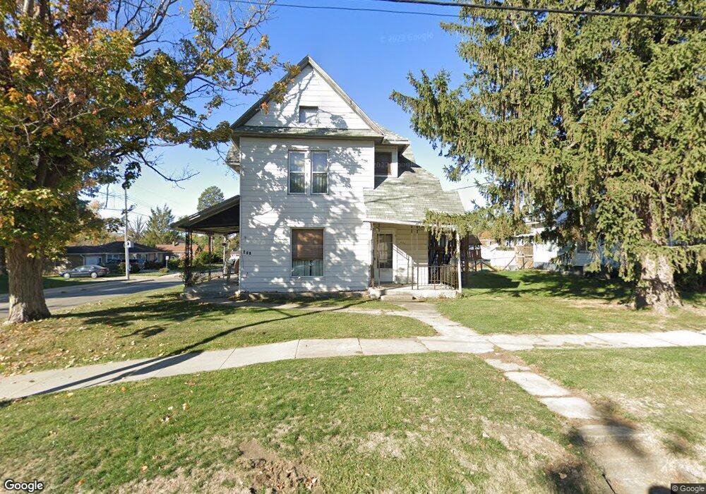 431 E 4th St S, Newton, IA 50208 - photo 1