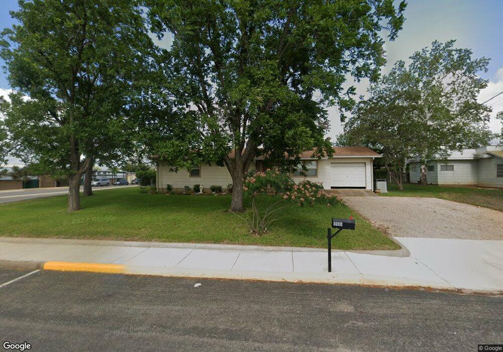 1108 S Adams St, Fredericksburg, TX 78624 - photo 1