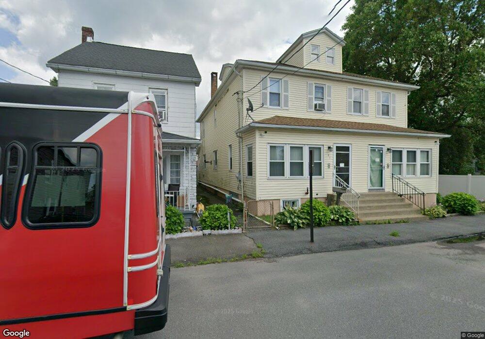 41 S Cleveland St, McAdoo, PA 18237 - photo 1