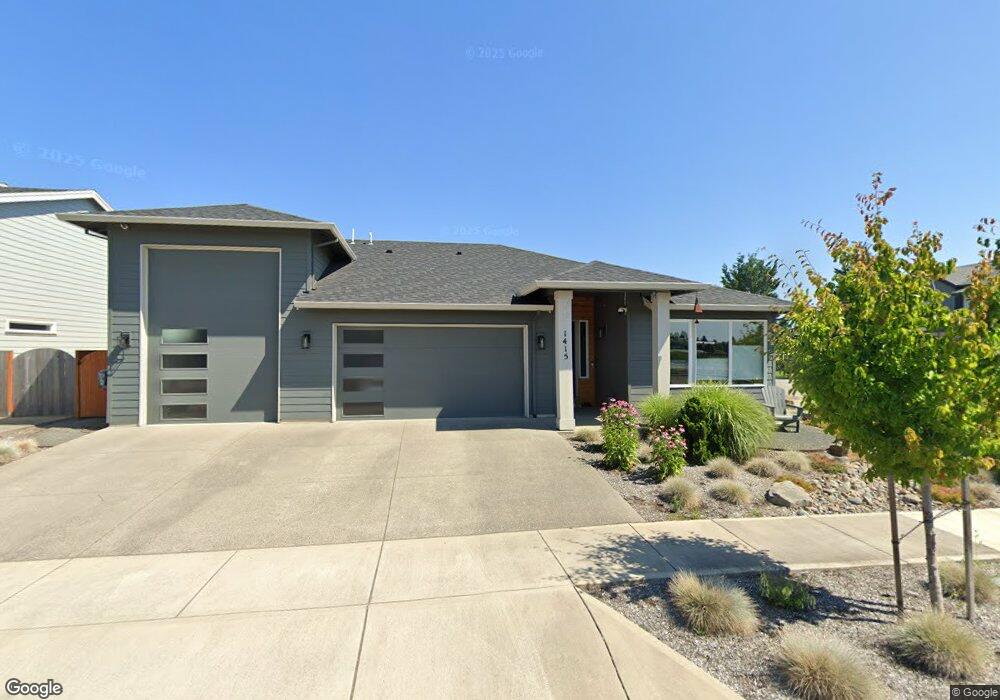 1415 36th Ave, Forest Grove, OR 97116 - photo 1