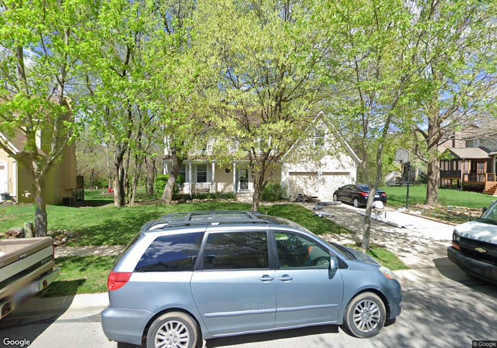 5334 Alden St, Shawnee, KS 66216 - photo 1