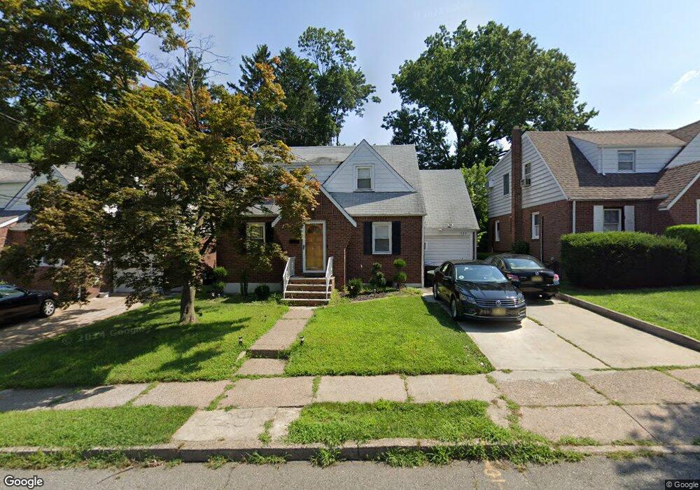 1-29 34th St, Fair Lawn, NJ 07410 - photo 1