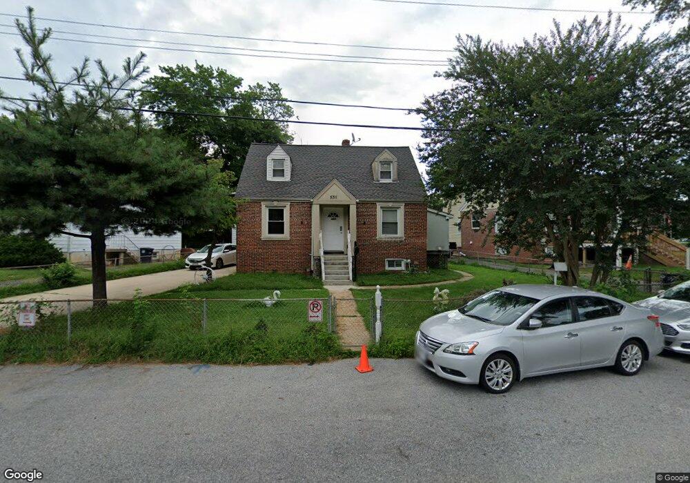 5311 Greenway Dr, Hyattsville, MD 20781 - photo 1