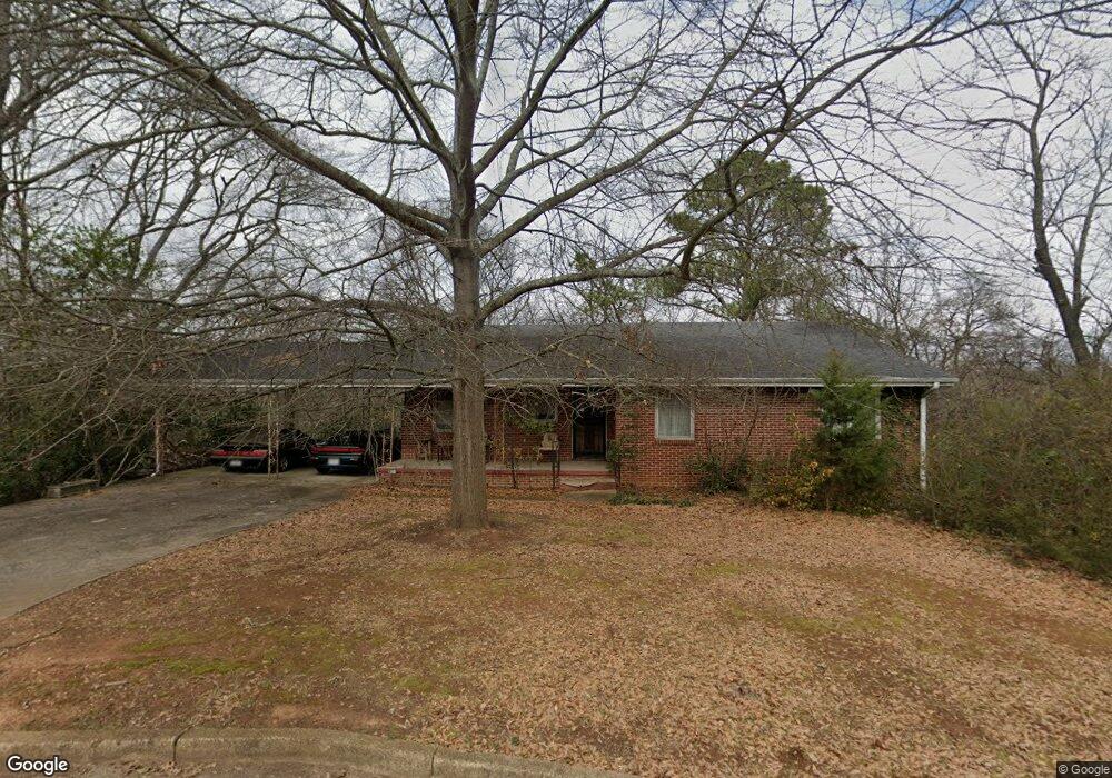 817 E Tombigbee St, Florence, AL 35630 - photo 1
