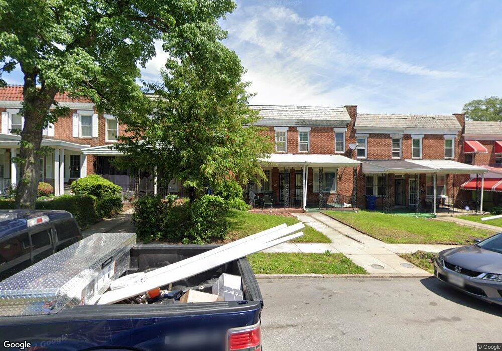 2724 Ellicott Dr, Baltimore, MD 21216 - photo 1