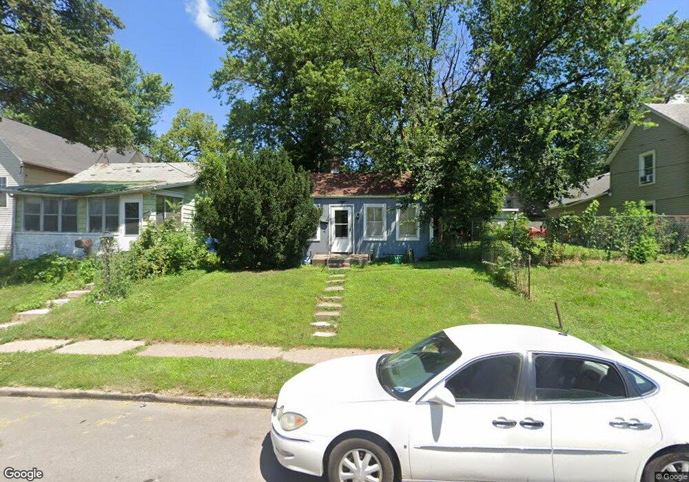 1608 W 2nd St, Davenport, IA 52802 - photo 1