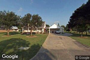 102 Manchester Dr, Houma, LA 70360
