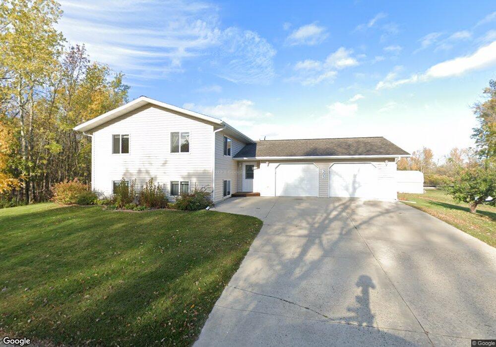 305 Spruce St, Badger, MN 56714 - photo 1