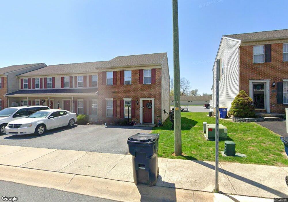 18 S Whisper Ln, New Holland, PA 17557 - photo 1