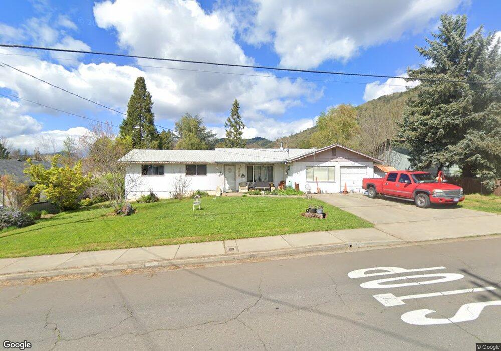 1430 NE A St, Grants Pass, OR 97526 - photo 1