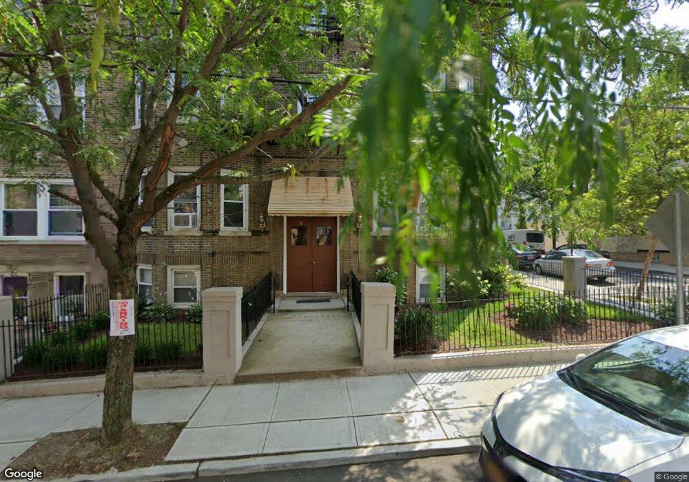 17 Oak St unit 6, Weehawken, NJ 07086 - photo 1