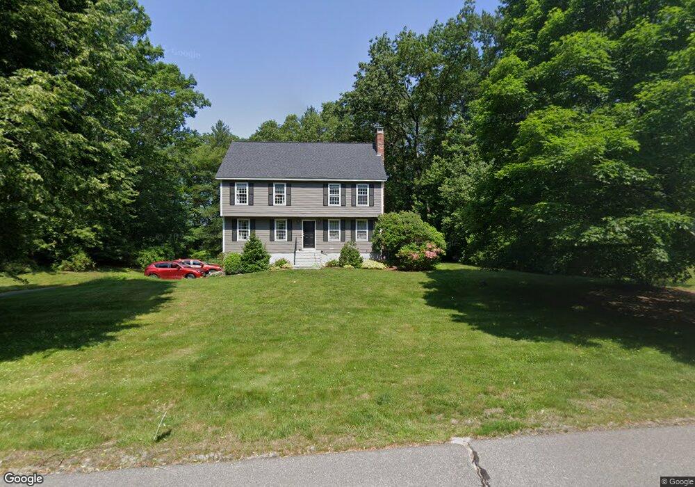 5 Spruce St, Londonderry, NH 03053 - photo 1