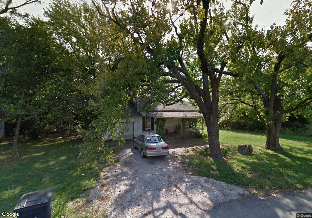 1401 N Minnesota Ave, Shawnee, OK 74801 - photo 1