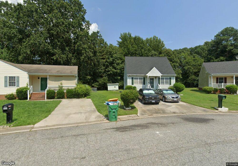 1810 New Lincoln Cir, Hopewell, VA 23860 - photo 1