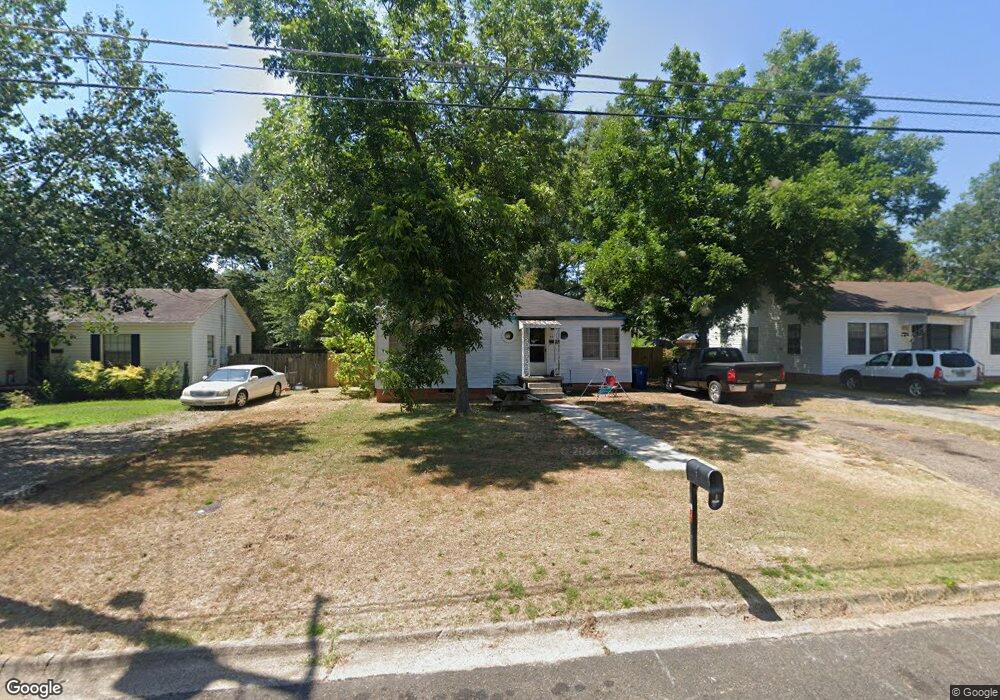 704 Turner St, Kilgore, TX 75662 - photo 1