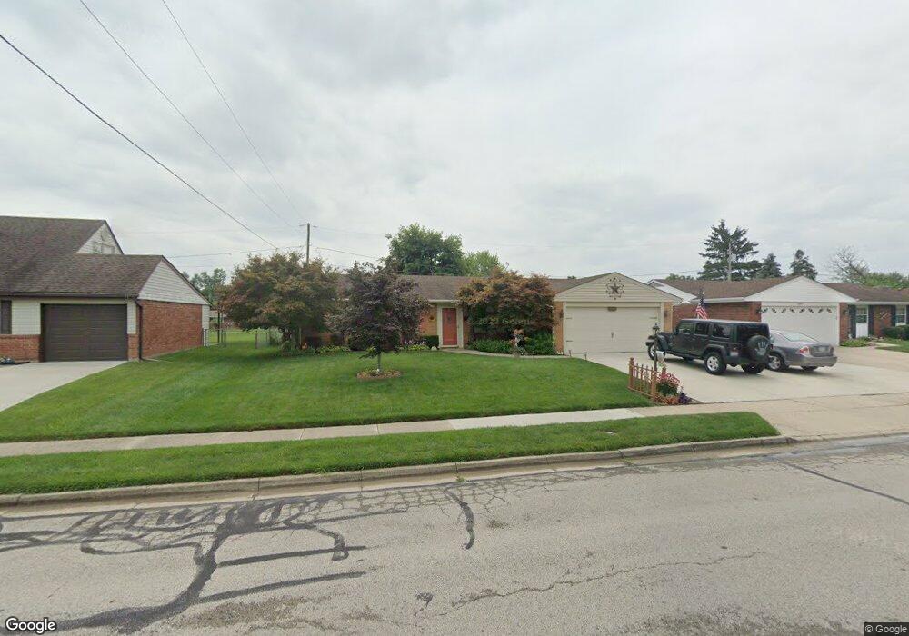 1943 Oklahoma Dr, Xenia, OH 45385 - photo 1