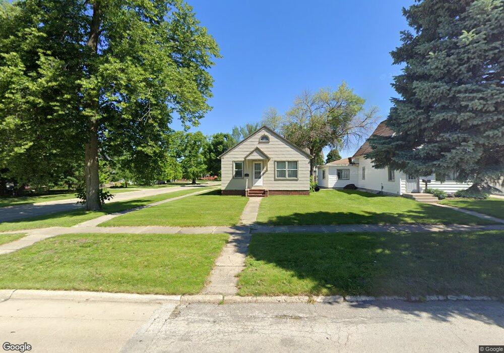 121 2nd Ave NW, Clarion, IA 50525 - photo 1