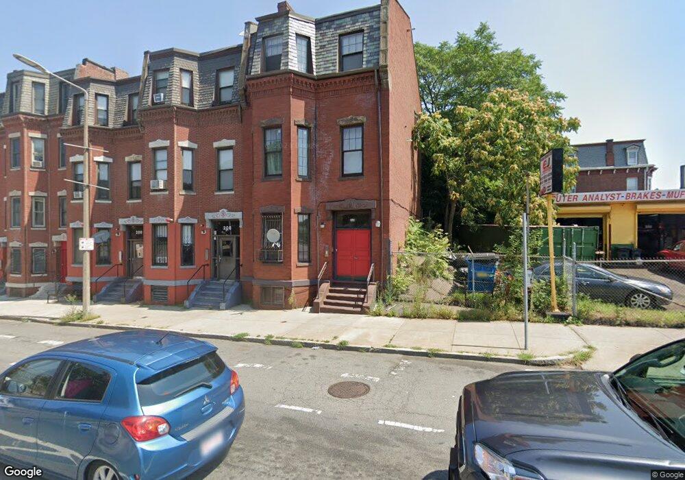 210 Warren St unit 210, Roxbury, MA 02119 - photo 1