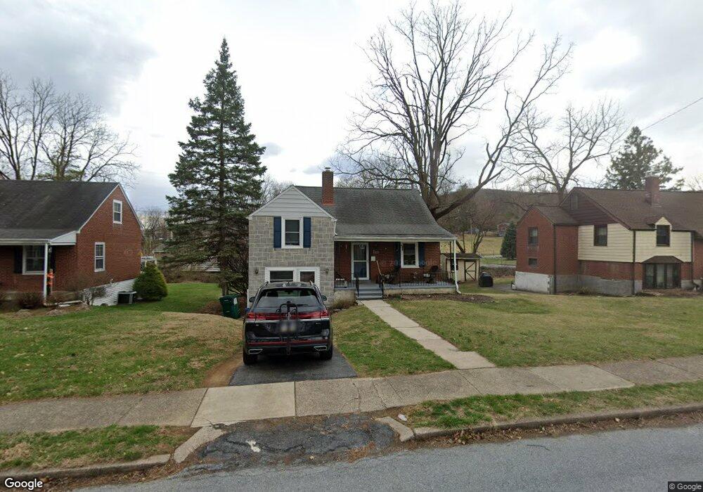 2902 Filbert Ave, Reading, PA 19606 - photo 1